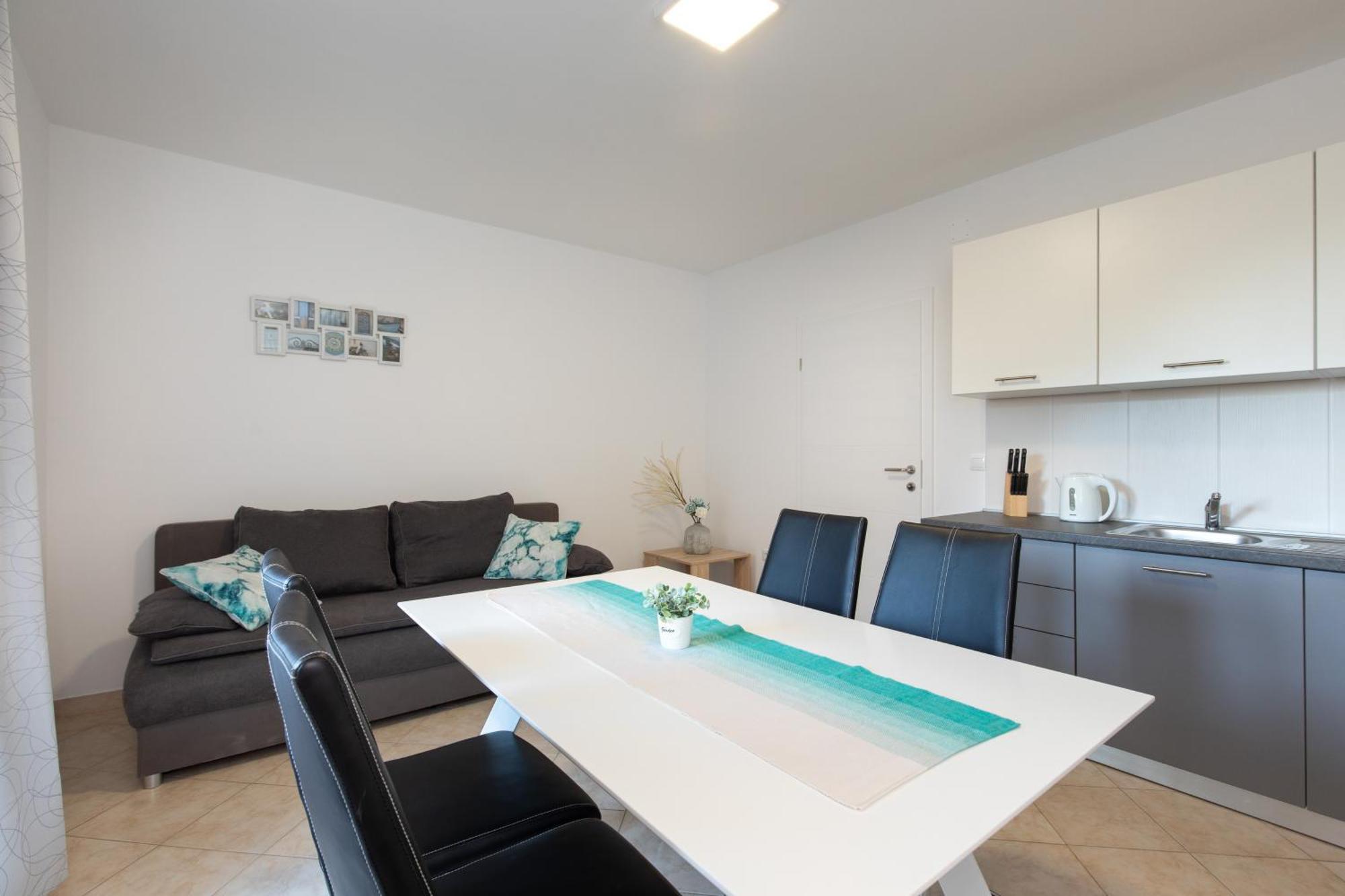 Apartament Tom'S House Nijvice Zewnętrze zdjęcie