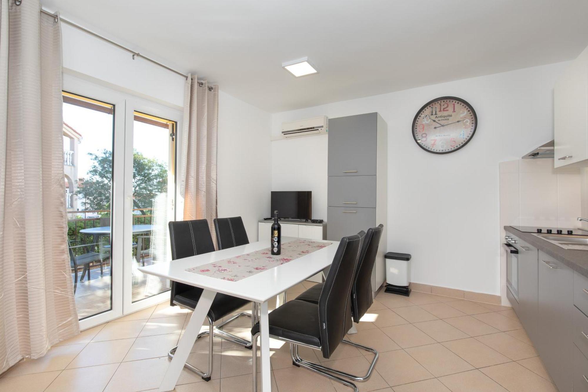 Apartament Tom'S House Nijvice Zewnętrze zdjęcie