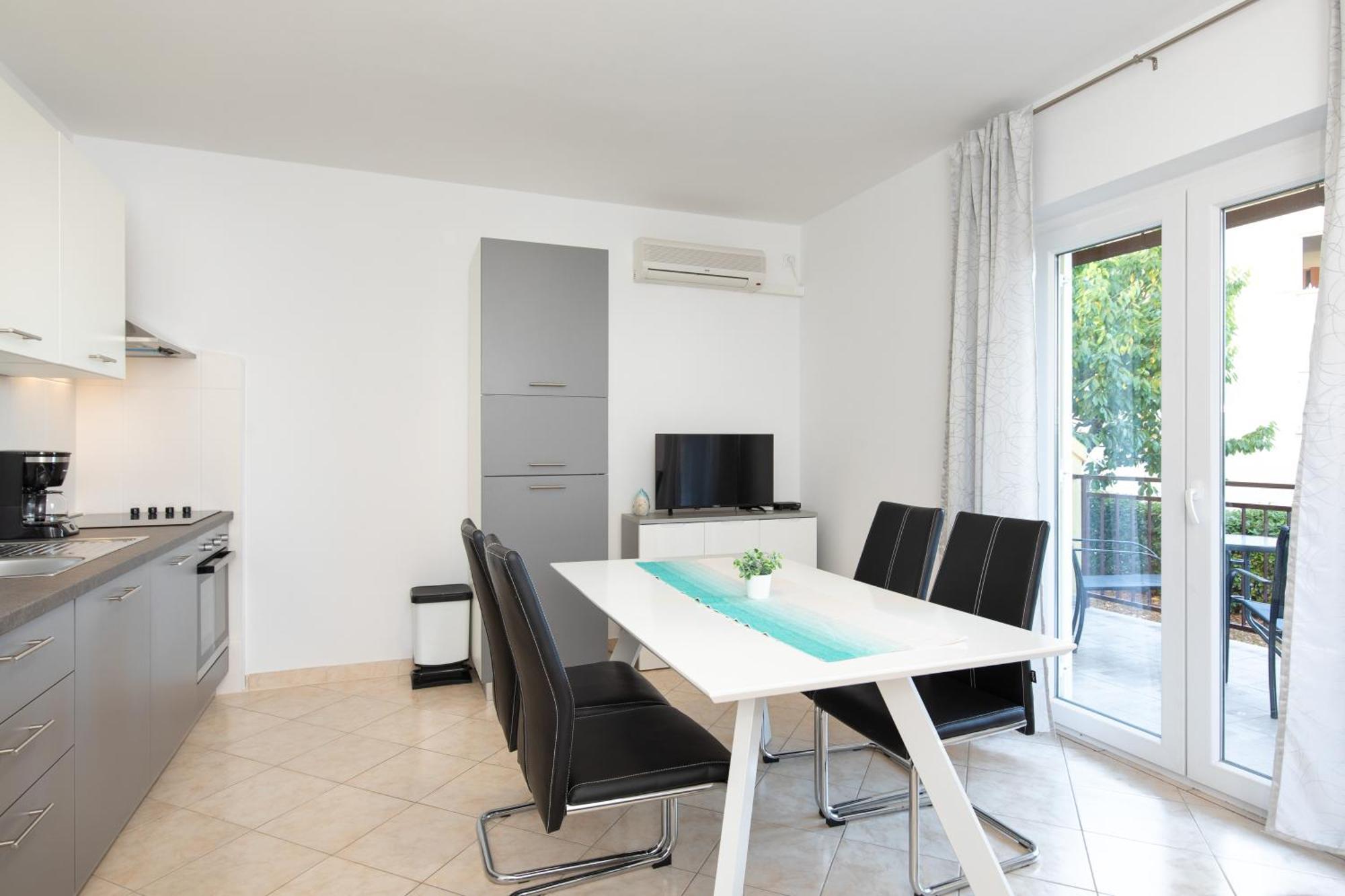 Apartament Tom'S House Nijvice Zewnętrze zdjęcie